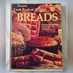 Vintage 1977 Sunset Cookbook of Breads – Hardcover Baking Recipes & Sourdough